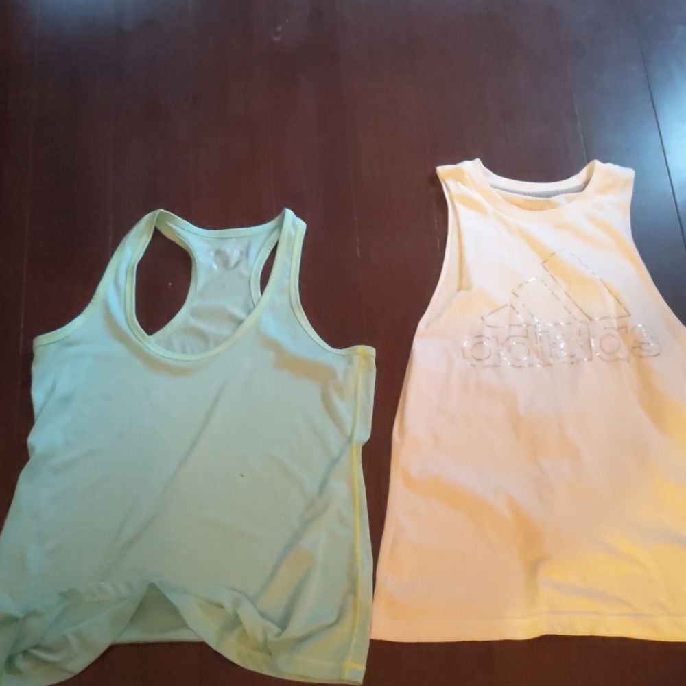 Workout tops